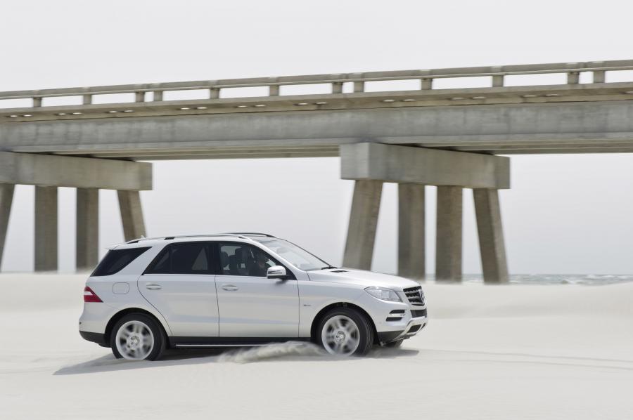  Mercedes-Benz ML-Class 2012 года  (фото 138 из 188)